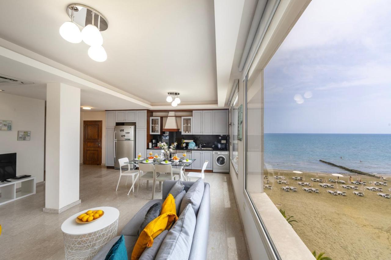 Mackenzie Beachfront Eftyhia Suite Lárnaka Kültér fotó