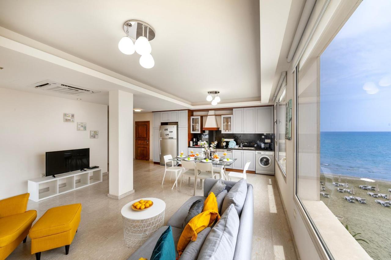 Mackenzie Beachfront Eftyhia Suite Lárnaka Kültér fotó